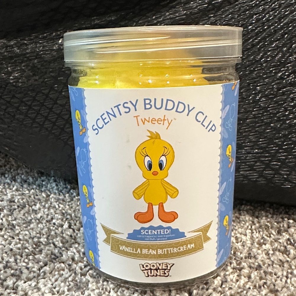 Scentsy Tweety Buddy Clip with Vanilla Bean Scent